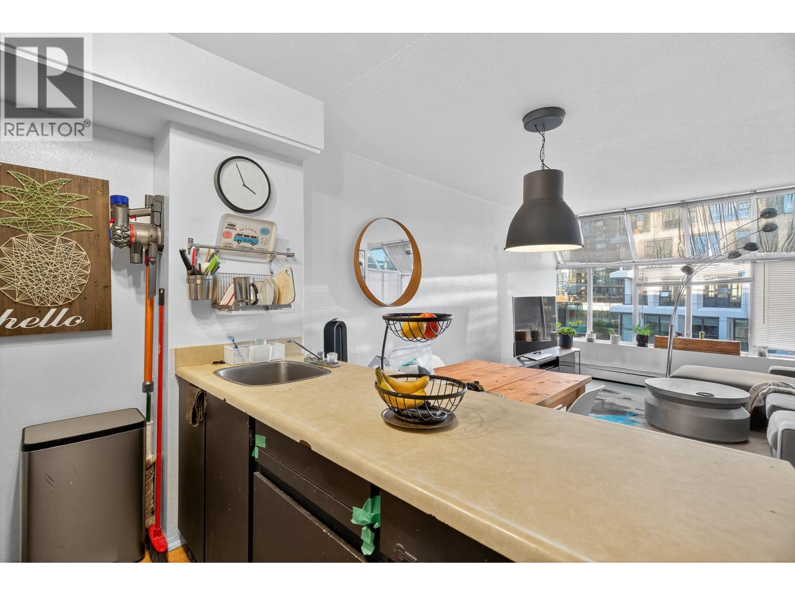 902 950 Drake Street, Vancouver, British Columbia  V6Z 2B9 - Photo 11 - R3067613