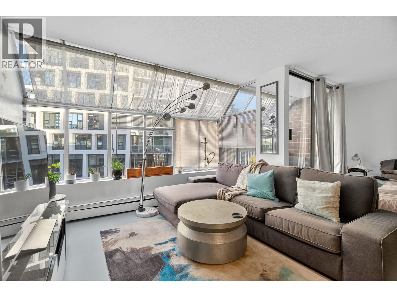 902 950 Drake Street, Vancouver, British Columbia  V6Z 2B9 - Photo 3 - R3067613