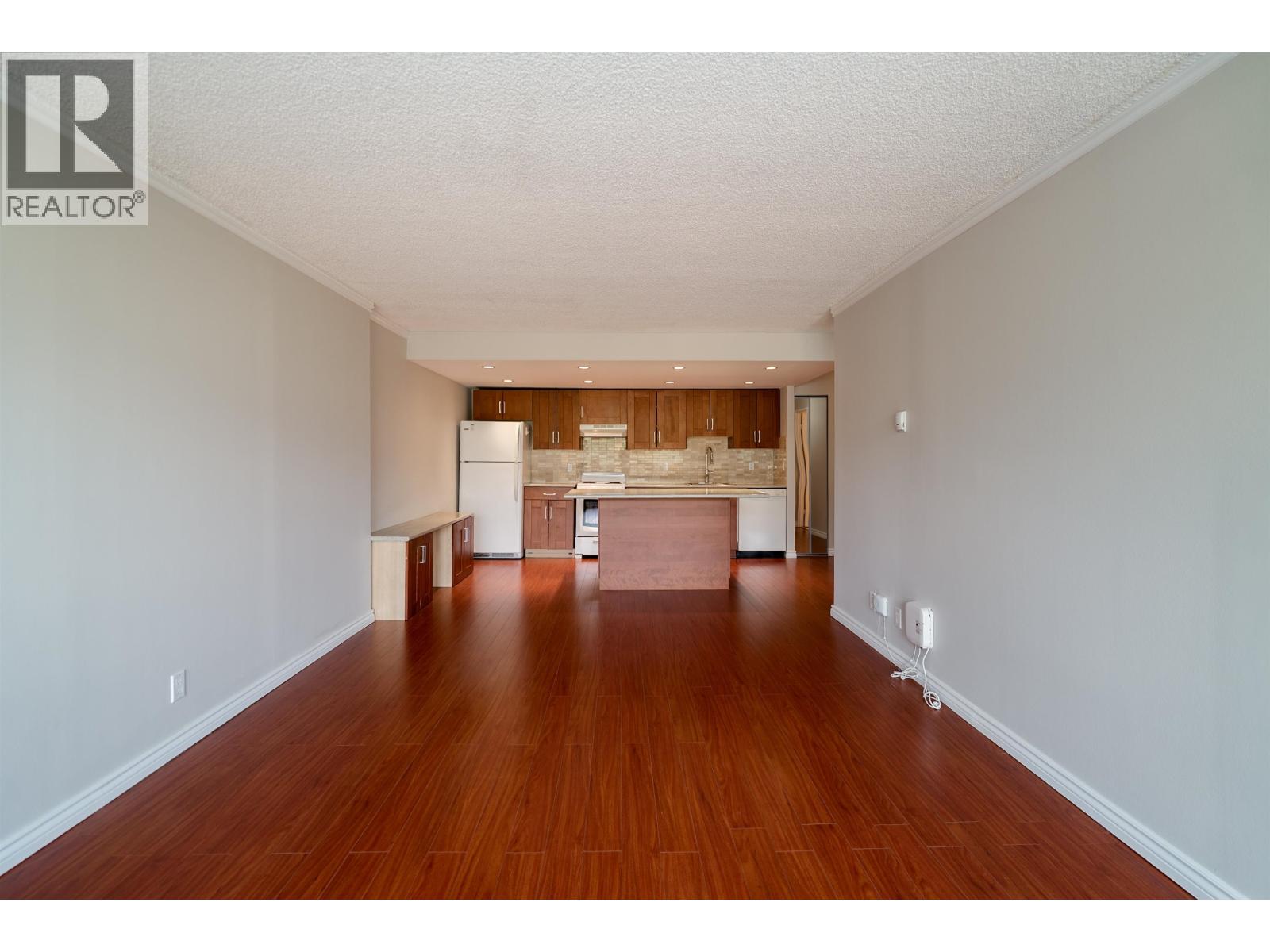 1319 2012 Fullerton Avenue, North Vancouver, British Columbia  V7P 3E3 - Photo 2 - R3066495