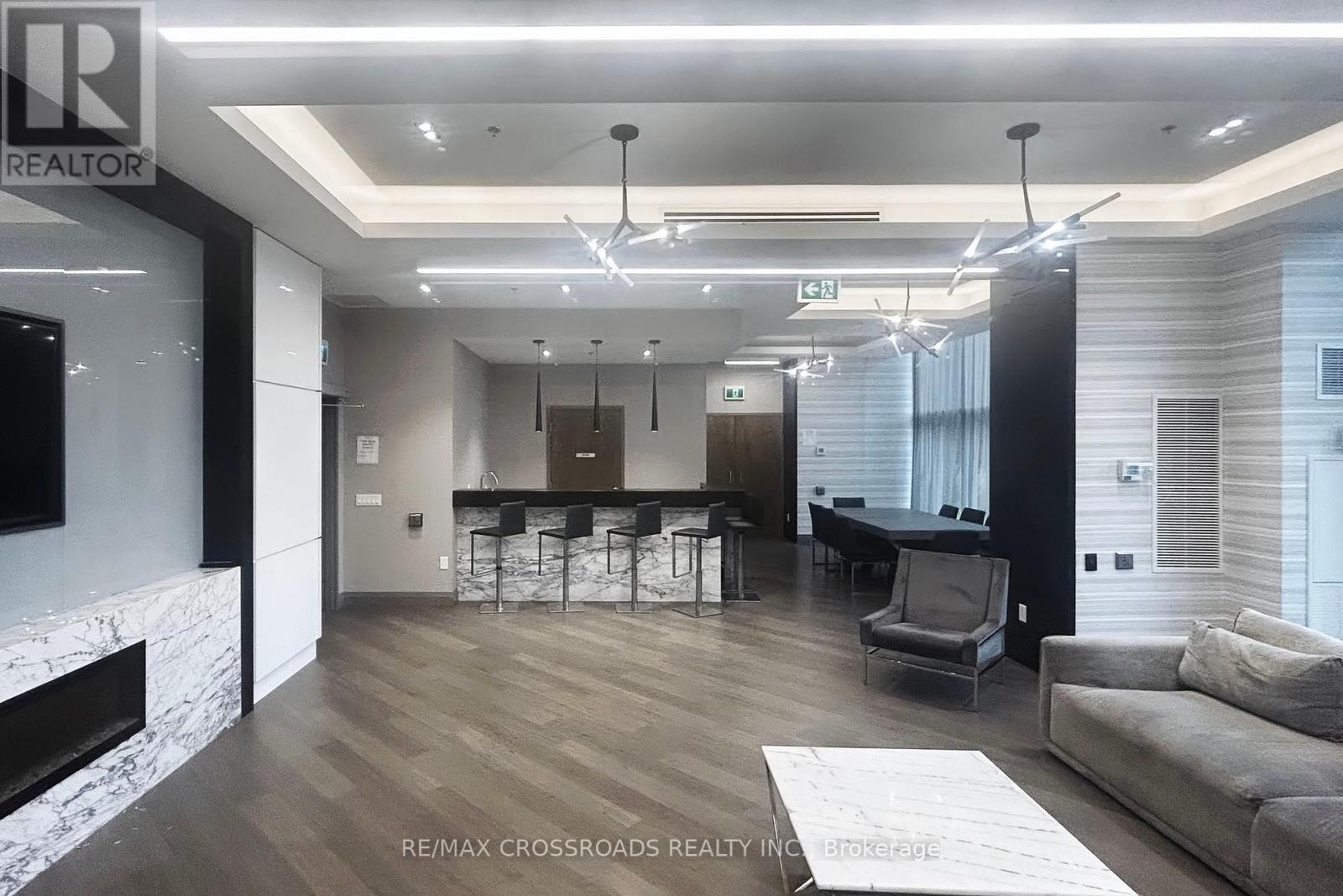 823 - 99 Eagle Rock Way, Vaughan, Ontario  L6A 5A7 - Photo 23 - N12546606