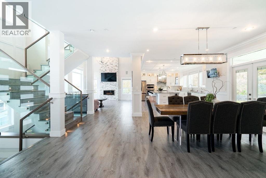 25540 Godwin Drive, Maple Ridge, British Columbia V2W 1G9 - Photo 5 - R3067611