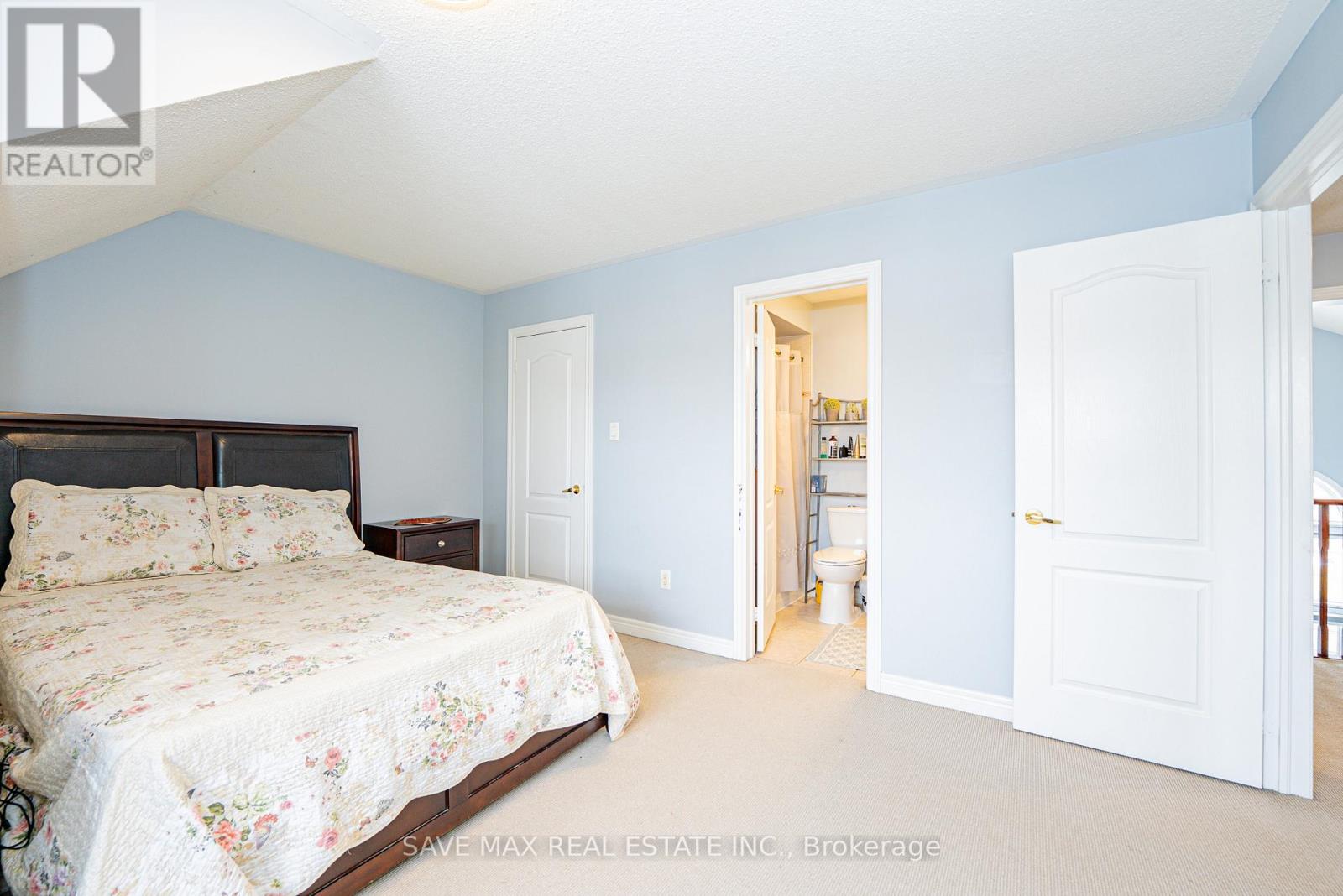 66 Southlake Boulevard, Brampton, Ontario L6V 4P1 - Photo 26 - W12542836