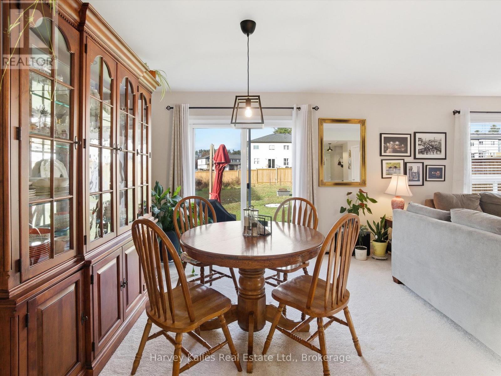 12 Quinn Forest Drive, Bracebridge, Ontario  P1L 1W9 - Photo 10 - X12547374