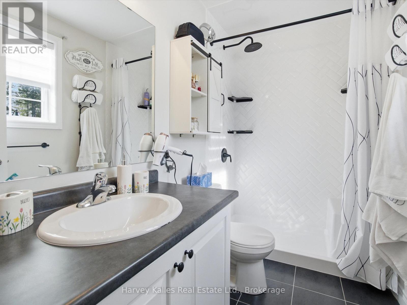 12 Quinn Forest Drive, Bracebridge, Ontario  P1L 1W9 - Photo 14 - X12547374