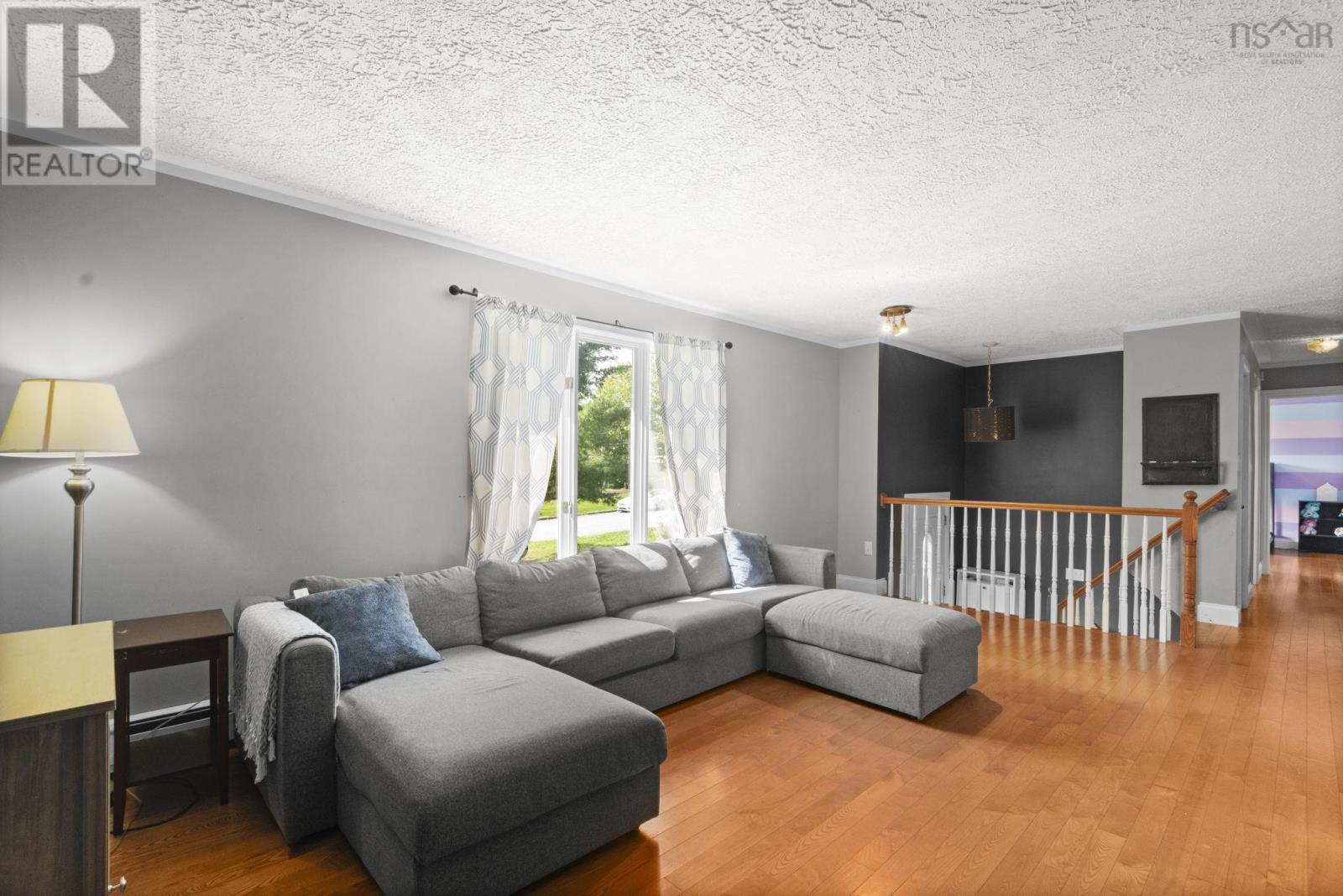 Property at 14 Ernest Avenue image 4