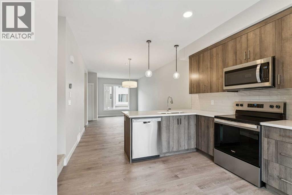 107 Shawnee Square Sw, Calgary, Alberta  T2Y 0W4 - Photo 8 - A2268566