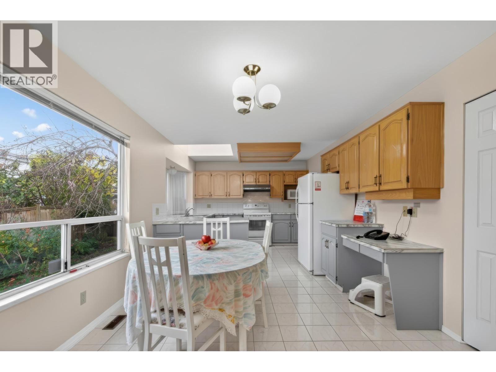 9271 Boyd Court, Richmond, British Columbia V6Y 3N9 - Photo 10 - R3067599