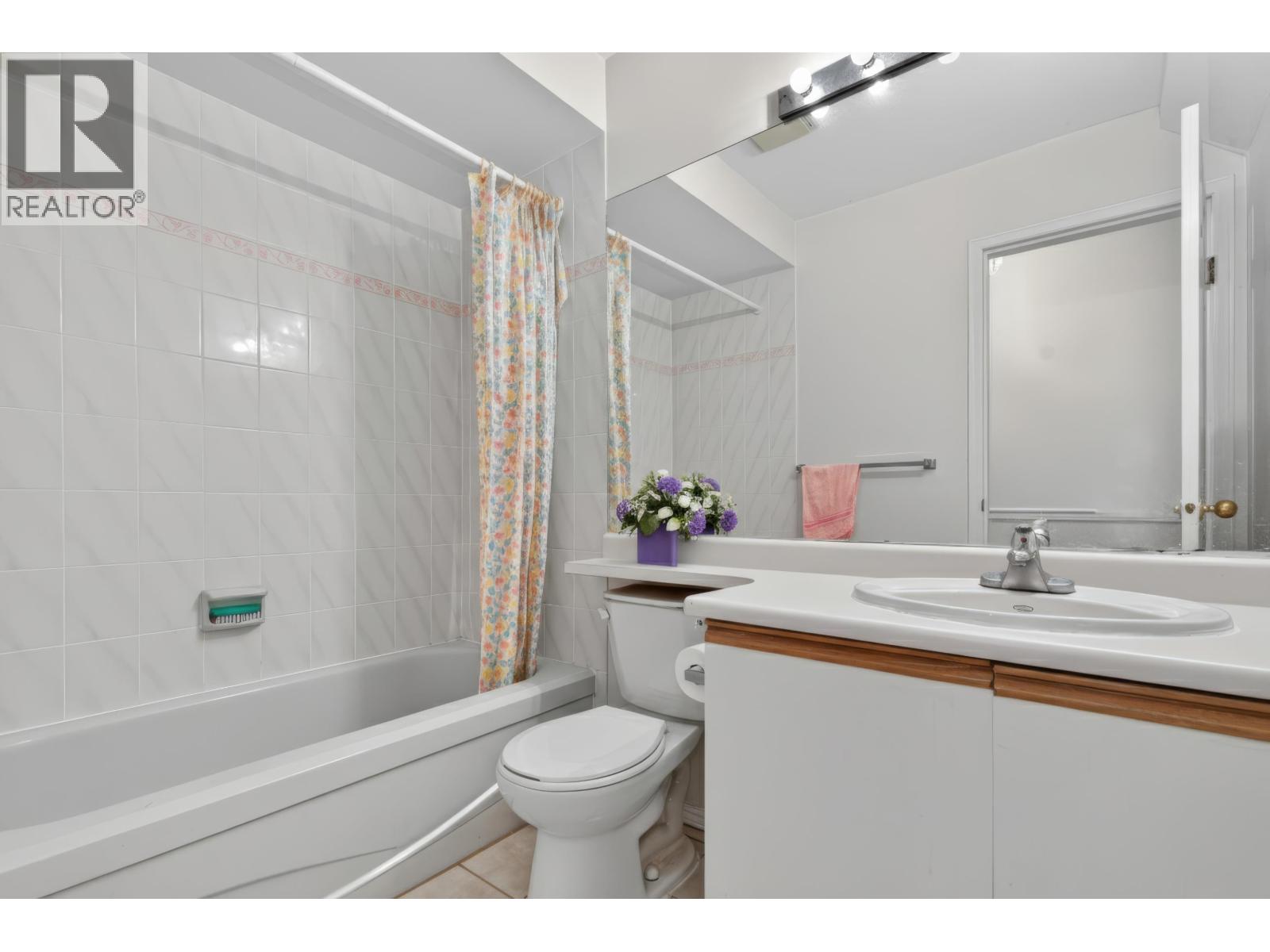 9271 Boyd Court, Richmond, British Columbia V6Y 3N9 - Photo 12 - R3067599