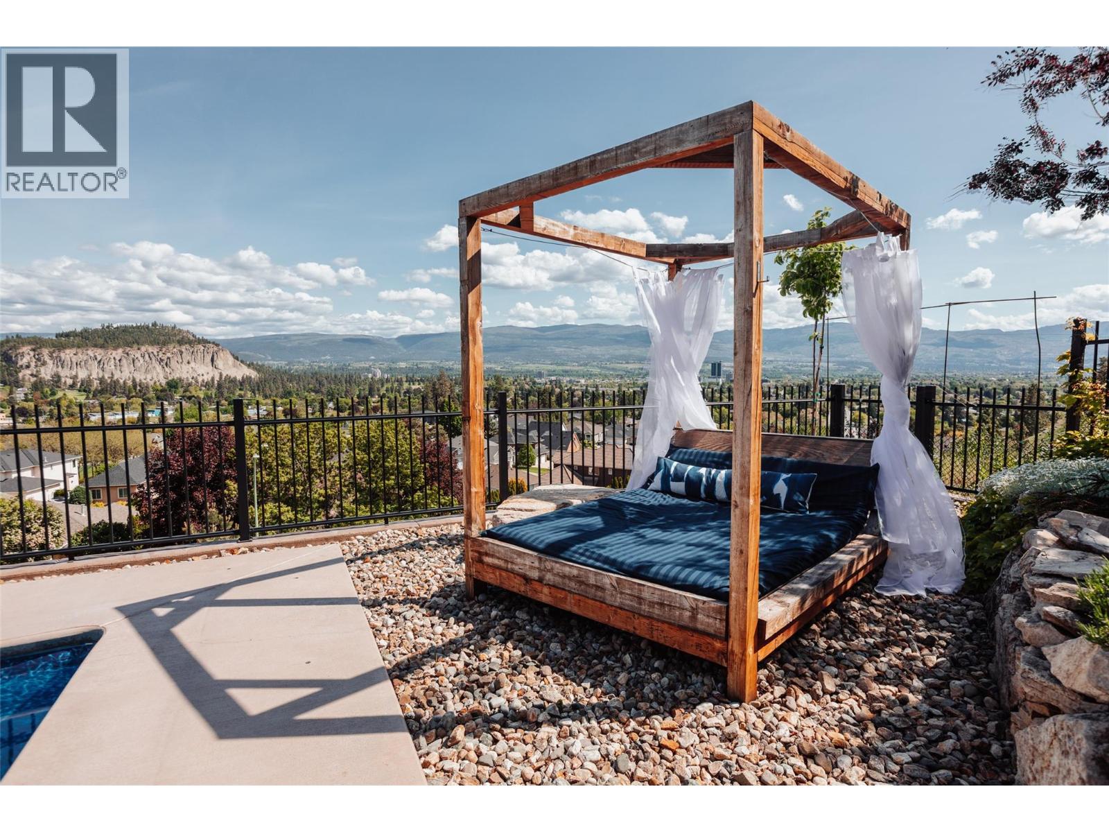 747 Traditions Crescent, Kelowna, British Columbia  V1V 2Y2 - Photo 68 - 10369328