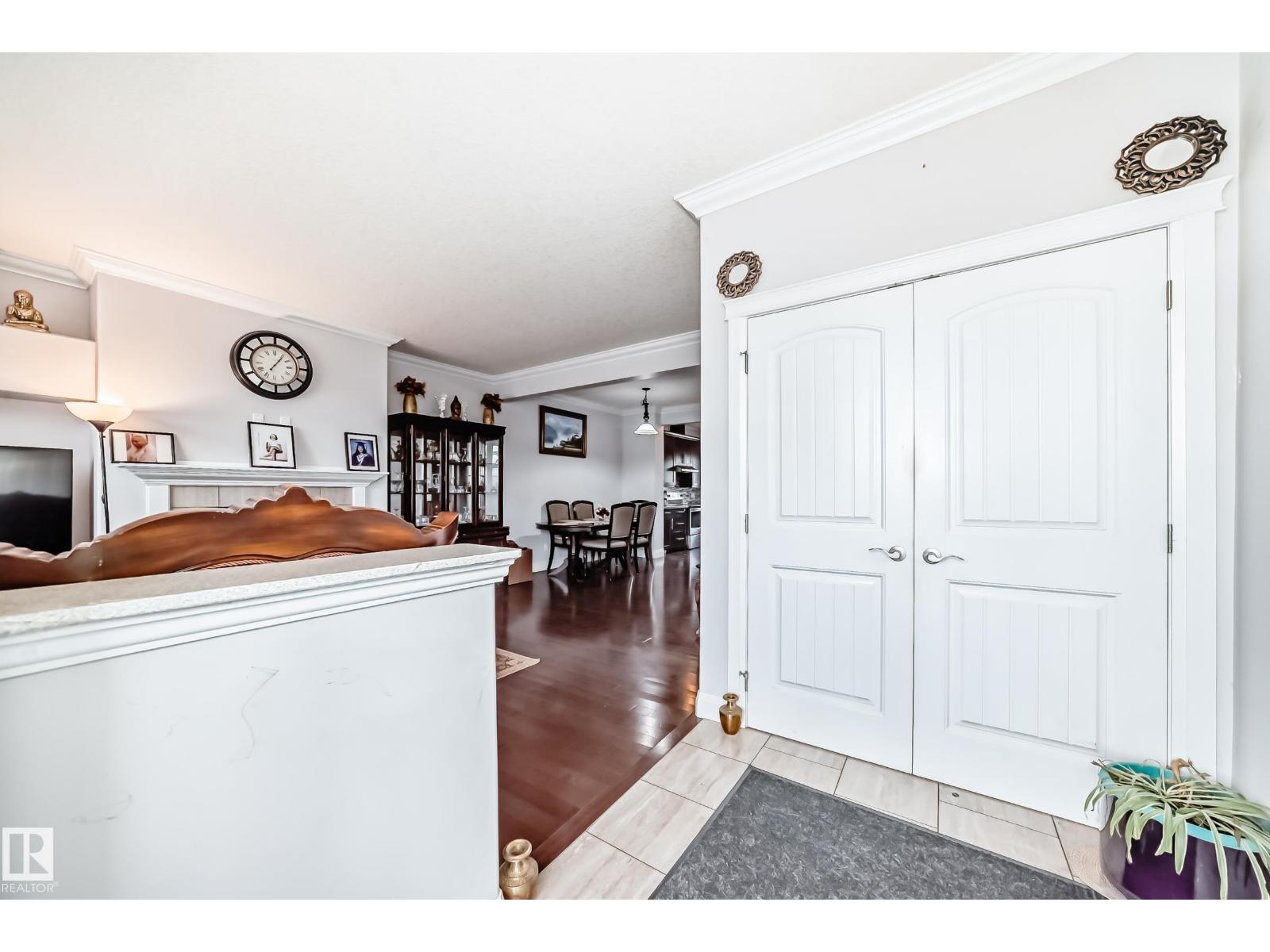 #2 12042 101 St Nw, Edmonton, Alberta  T5G 2C1 - Photo 3 - E4465820