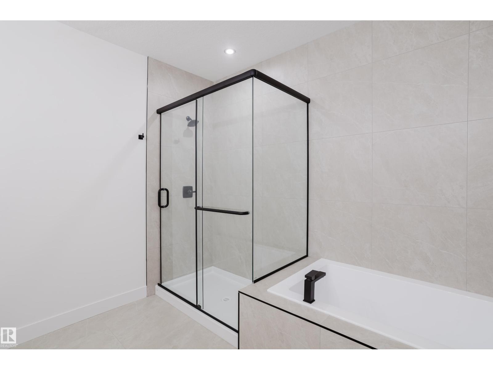 713 Elderberry Cl Nw, Edmonton, Alberta  T6M 3J6 - Photo 34 - E4465821