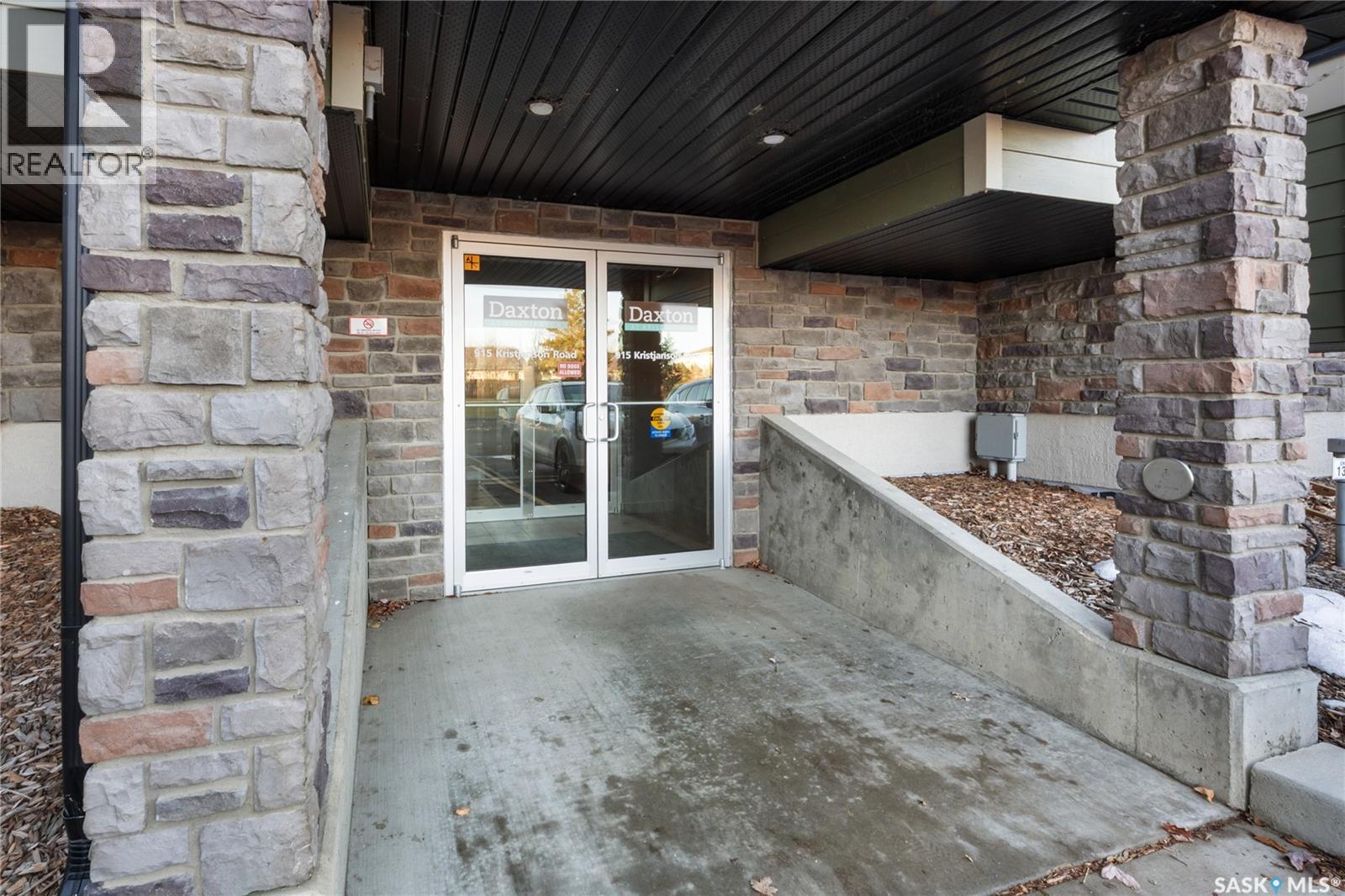 310 915 Kristjanson Road, Saskatoon, Saskatchewan  S7S 0B1 - Photo 4 - SK024100