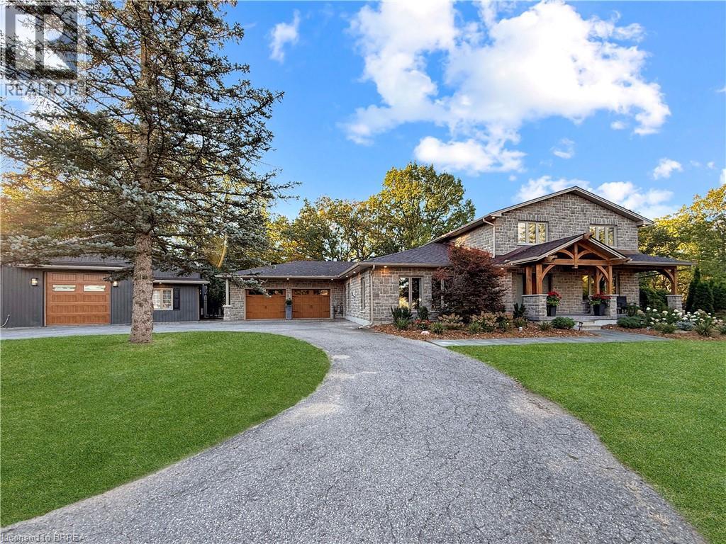 360 ROBINSON Road, Brantford, Ontario