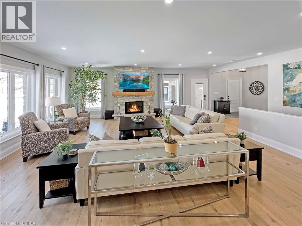 360 Robinson Road, Brantford, Ontario  N3T 5L7 - Photo 16 - 40785671