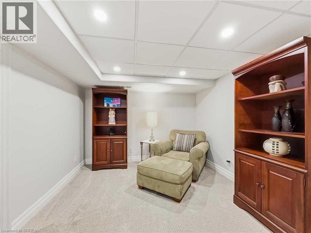 360 Robinson Road, Brantford, Ontario  N3T 5L7 - Photo 33 - 40785671