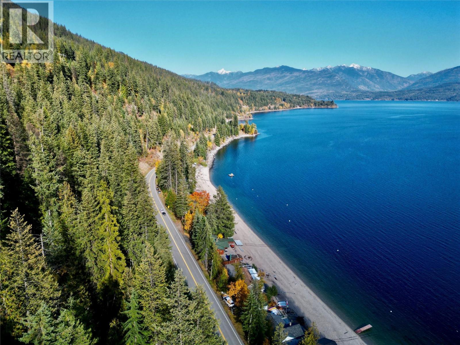 Highway 31 Highway Lot# 8, queens bay, British Columbia