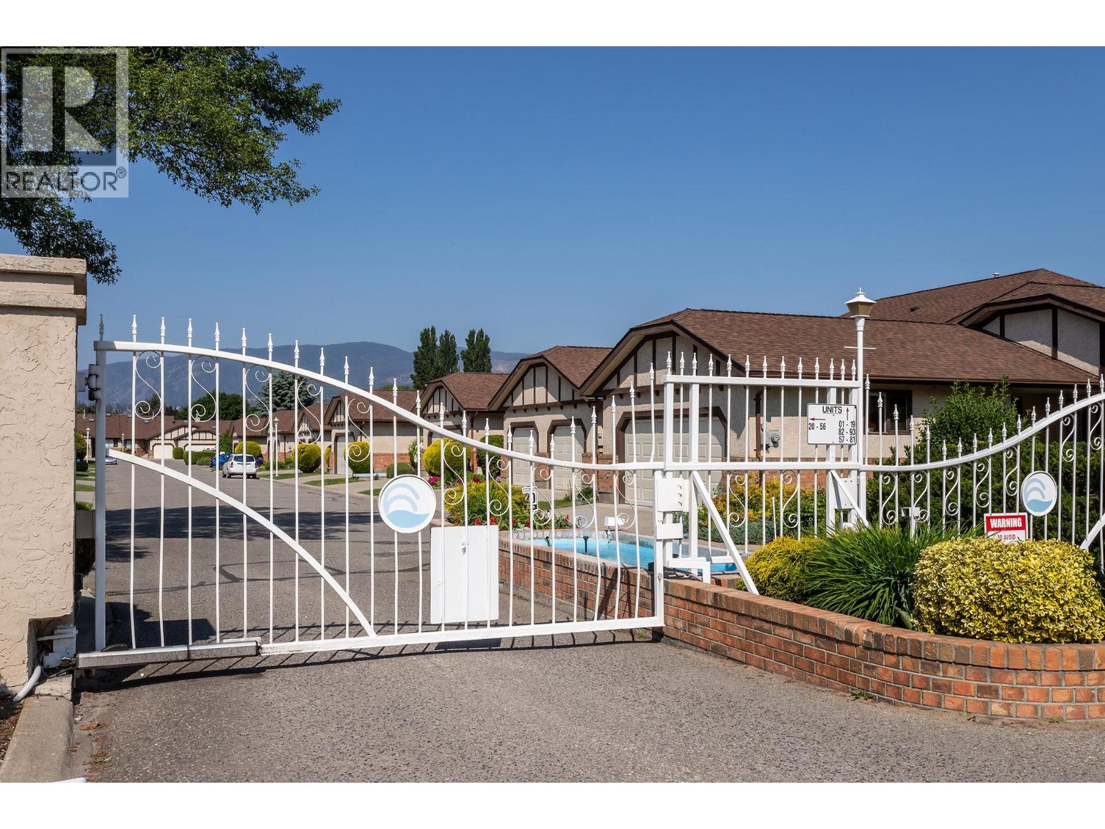 2200 Gordon Drive Unit# 9, Kelowna, British Columbia V1Y 8Y7 - Photo 2 - 10365297