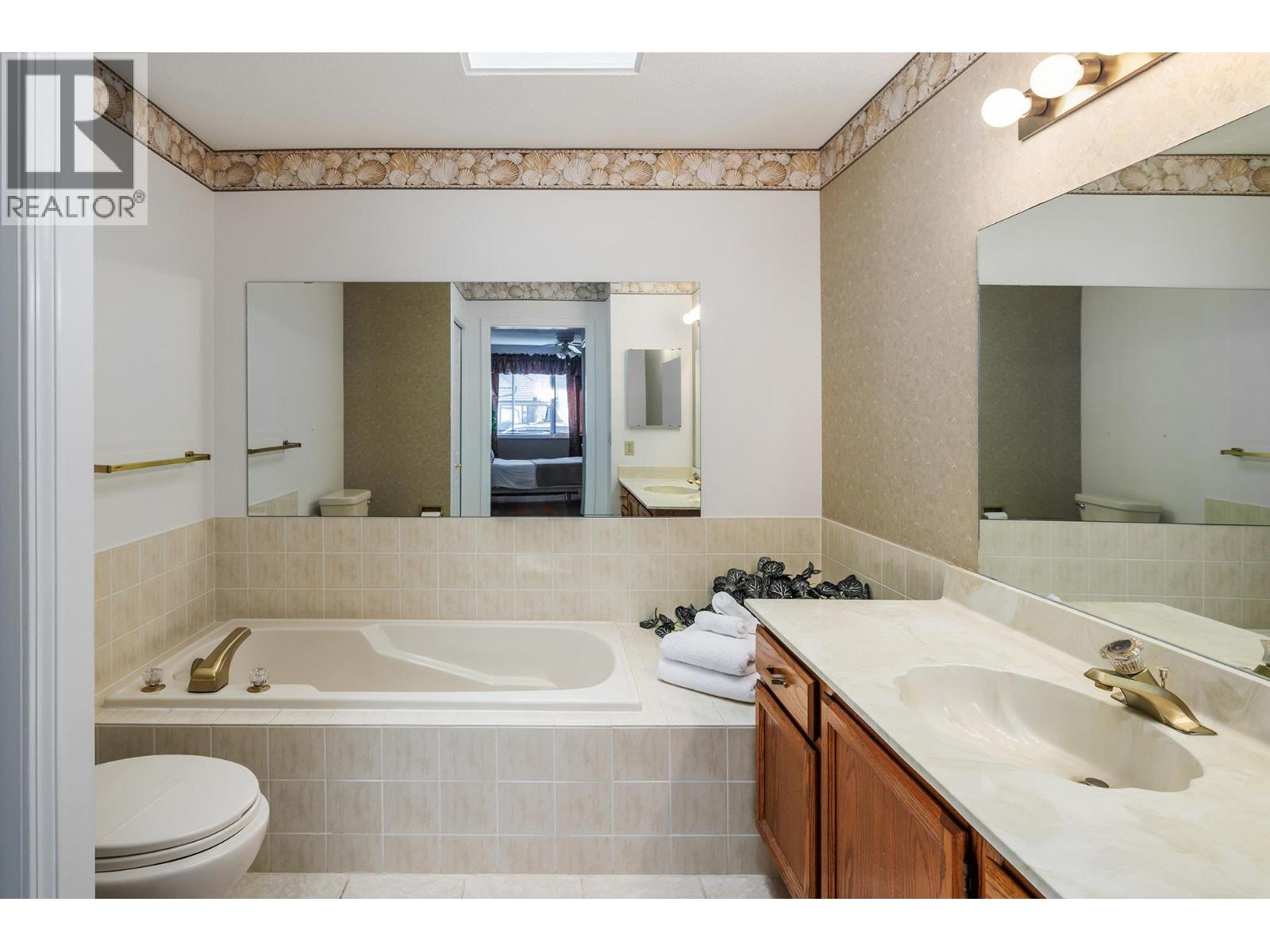 2200 Gordon Drive Unit# 9, Kelowna, British Columbia V1Y 8Y7 - Photo 20 - 10365297