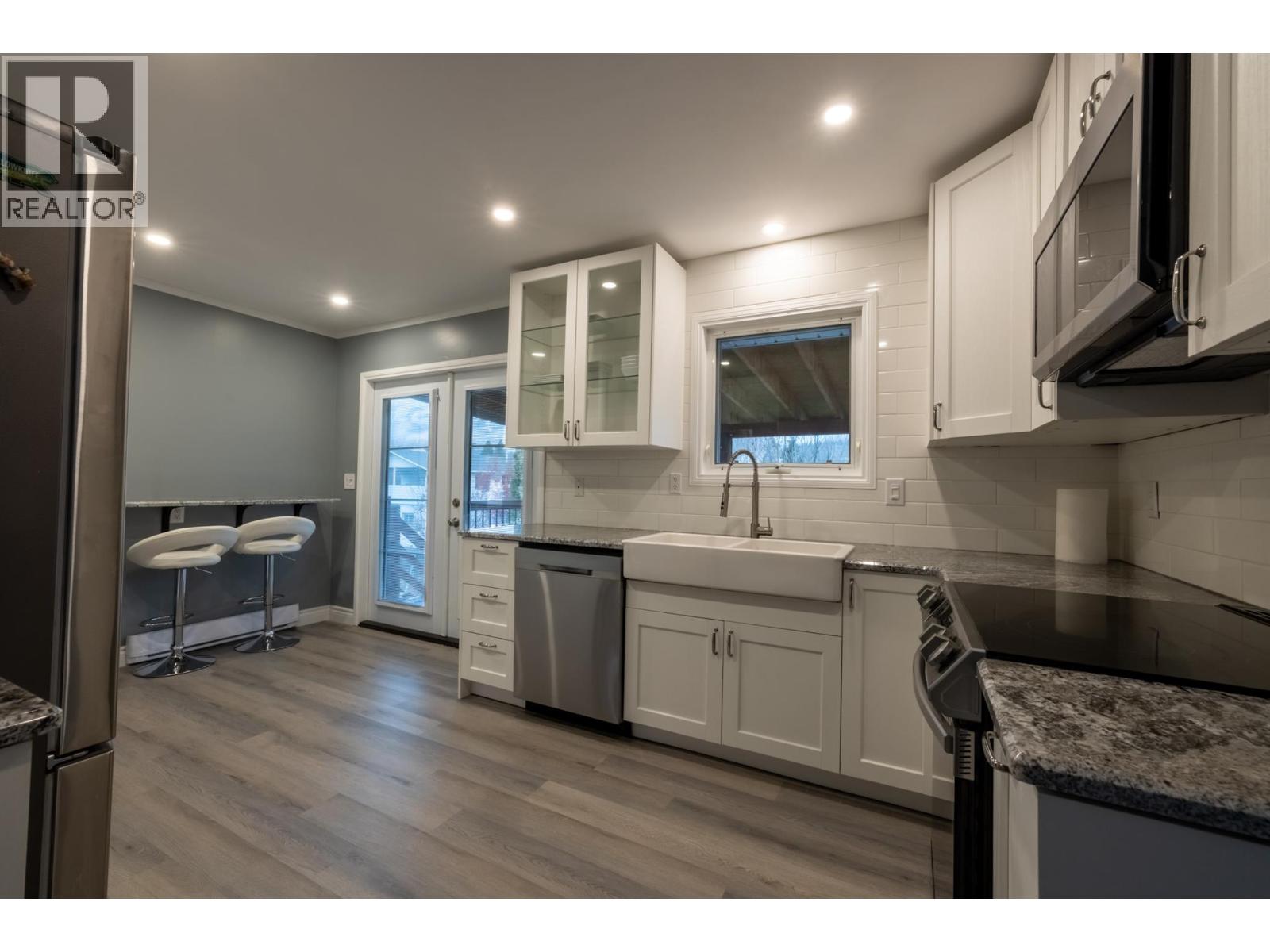 36 Mt Klauer Street, Fernie, British Columbia  V0B 1M3 - Photo 7 - 10368728