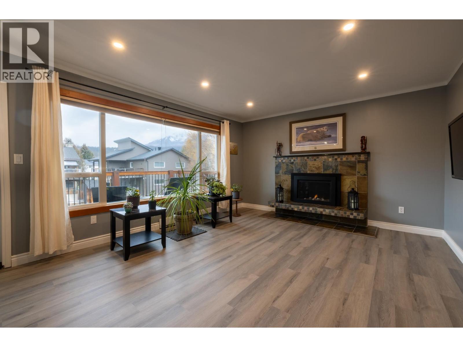 36 Mt Klauer Street, Fernie, British Columbia  V0B 1M3 - Photo 12 - 10368728