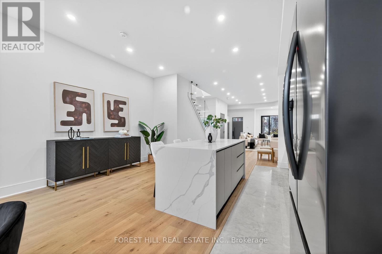 249 Lauder Avenue, Toronto, Ontario M6E 3H5 - Photo 11 - C12547350