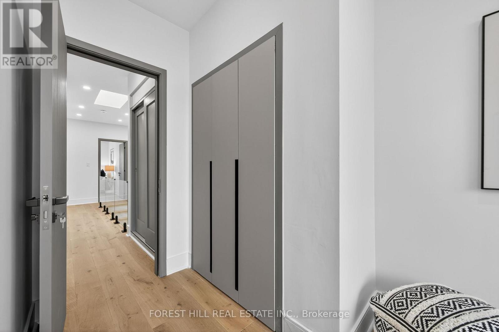 249 Lauder Avenue, Toronto, Ontario M6E 3H5 - Photo 32 - C12547350