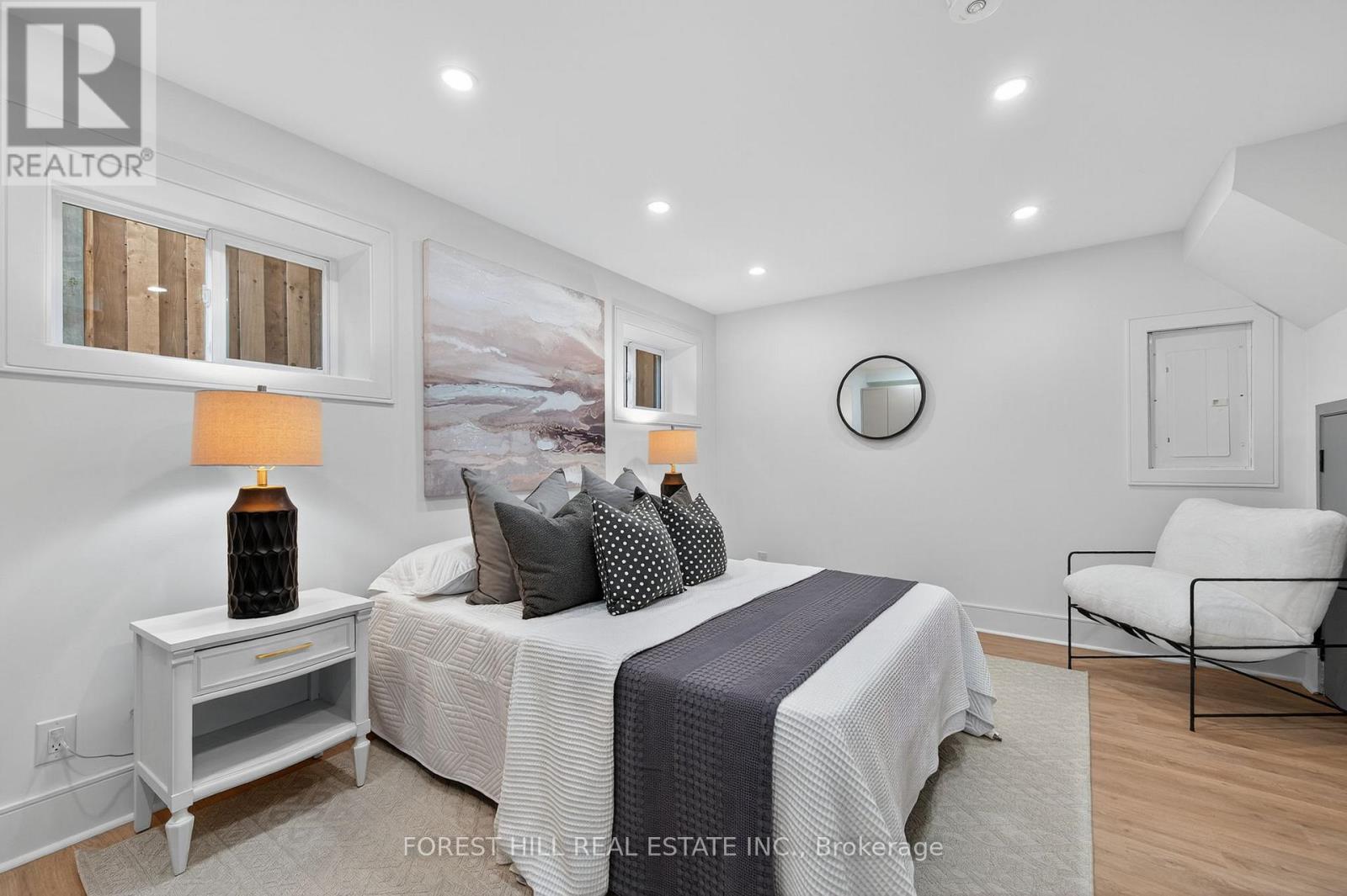 249 Lauder Avenue, Toronto, Ontario M6E 3H5 - Photo 44 - C12547350