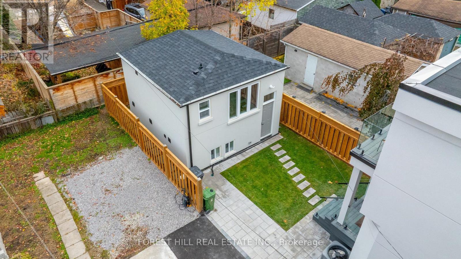 249 Lauder Avenue, Toronto, Ontario M6E 3H5 - Photo 47 - C12547350
