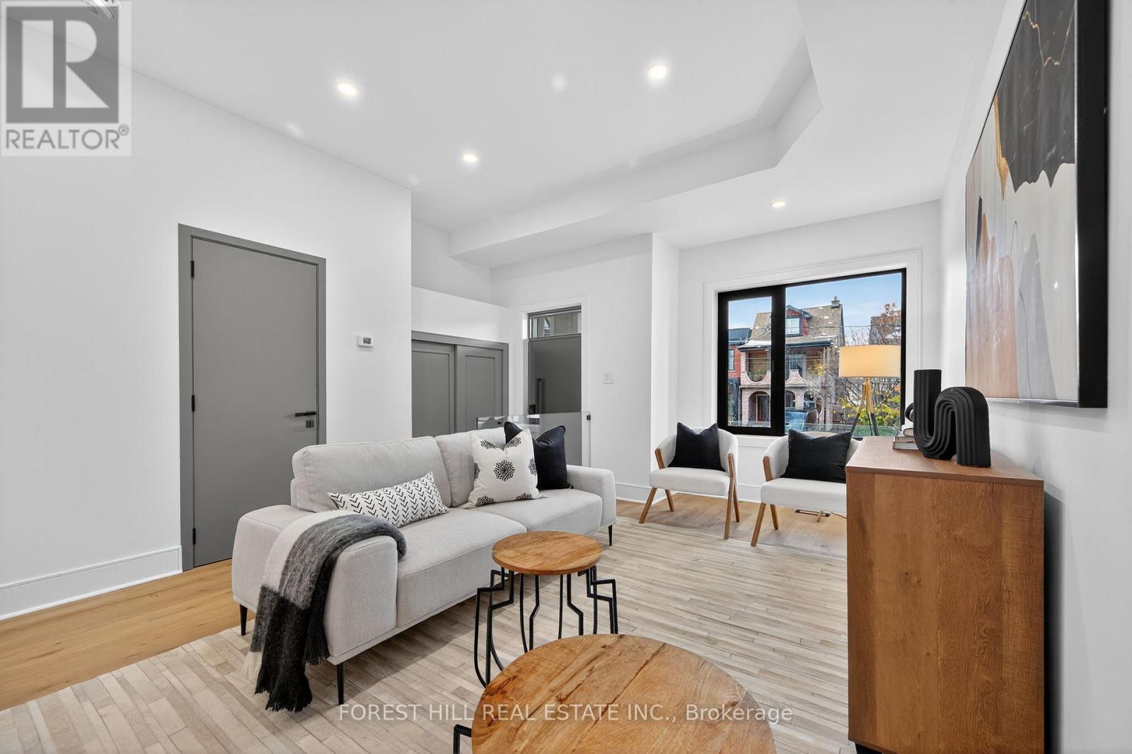 249 Lauder Avenue, Toronto, Ontario M6E 3H5 - Photo 5 - C12547350