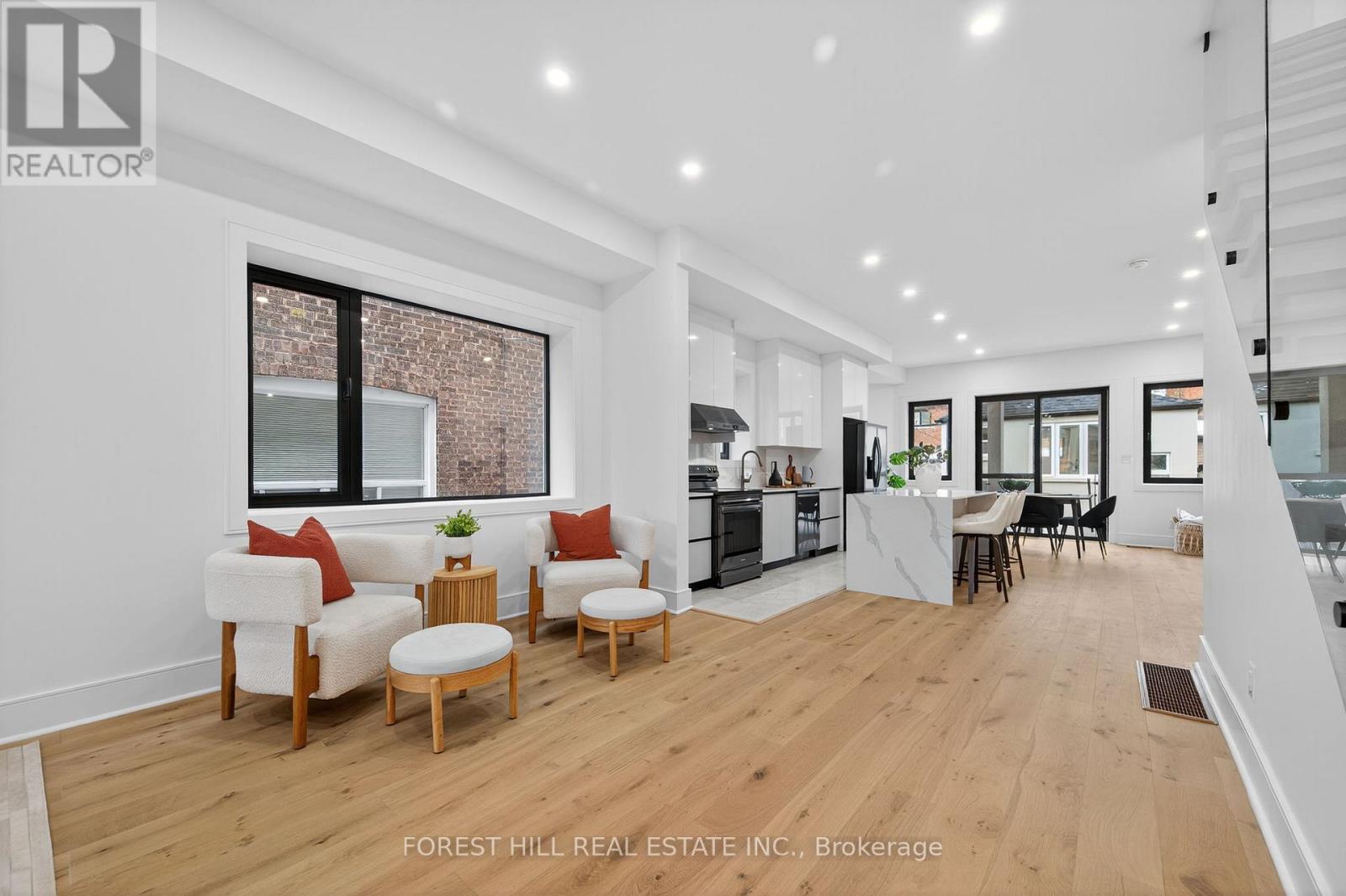 249 Lauder Avenue, Toronto, Ontario M6E 3H5 - Photo 6 - C12547350