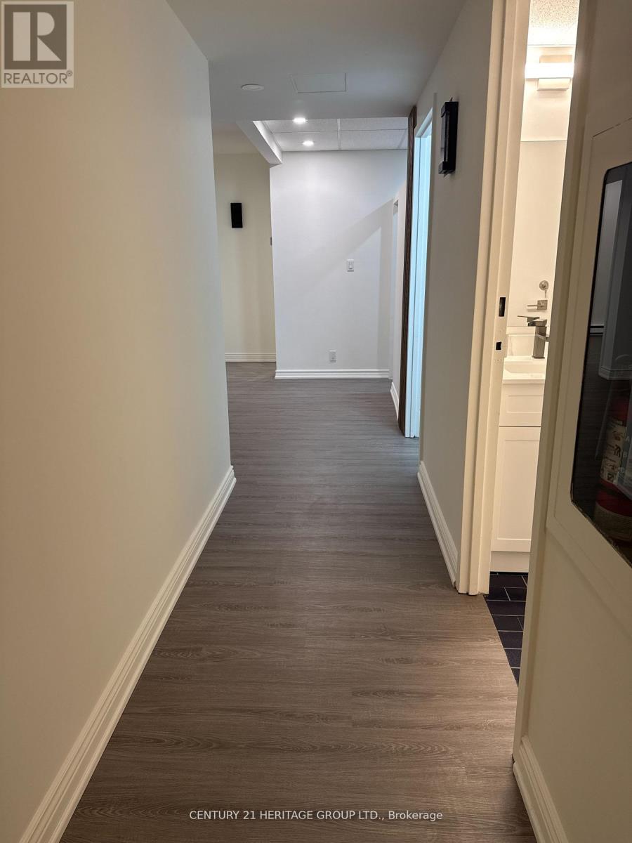 101 - 2900 Yonge Street, Toronto, Ontario  M4N 3N8 - Photo 13 - C12547354