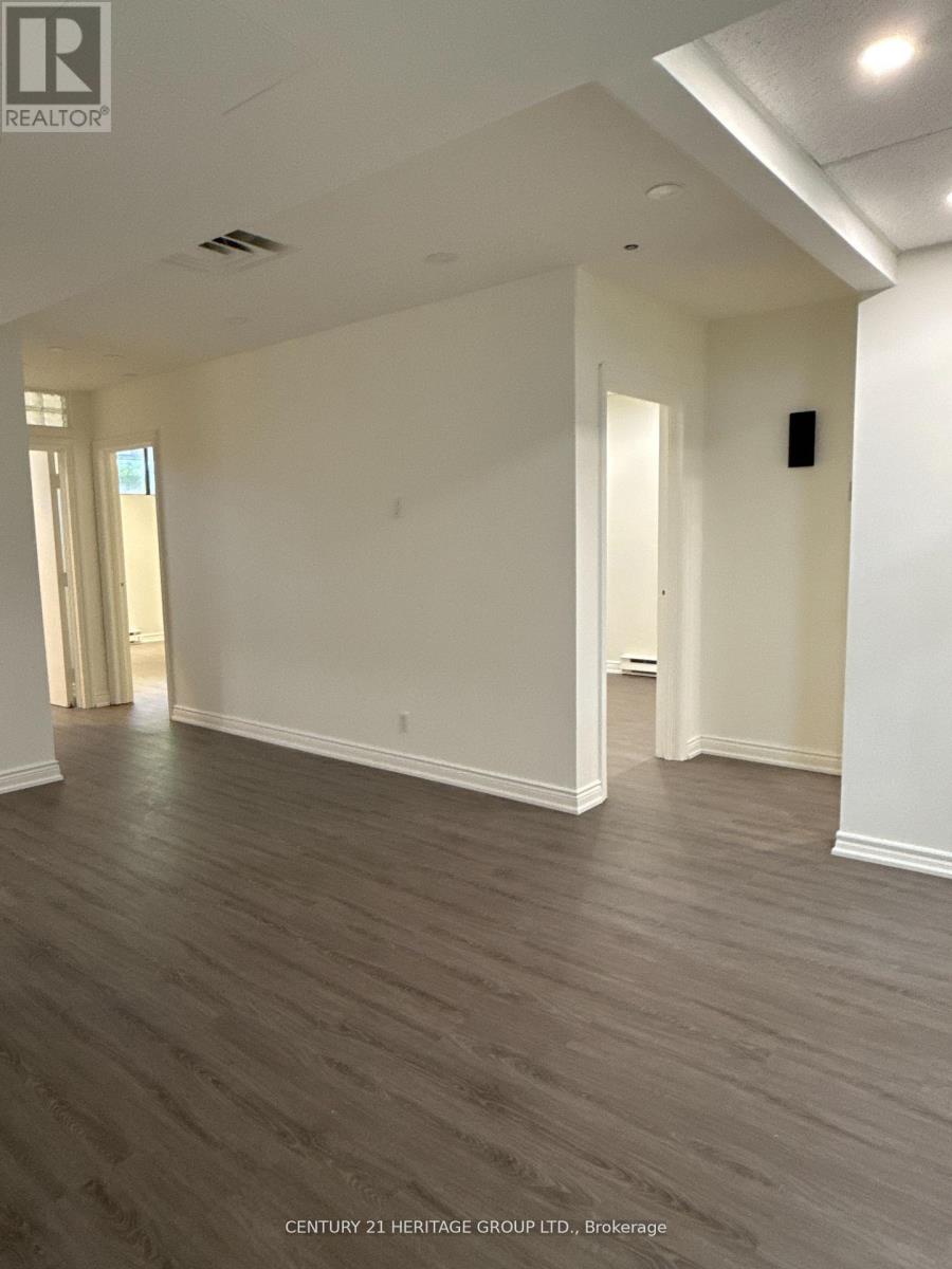 101 - 2900 Yonge Street, Toronto, Ontario  M4N 3N8 - Photo 14 - C12547354