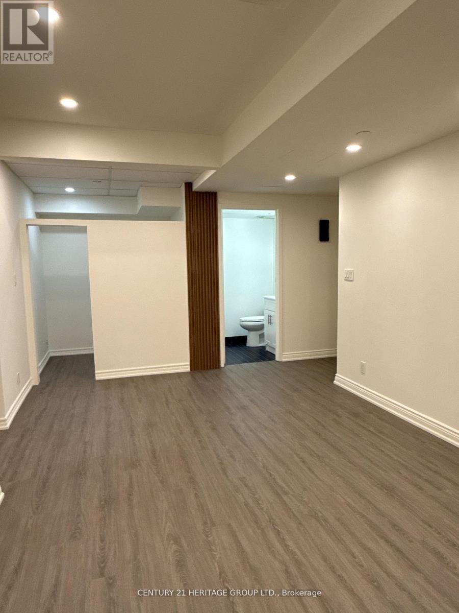 101 - 2900 Yonge Street, Toronto, Ontario  M4N 3N8 - Photo 15 - C12547354