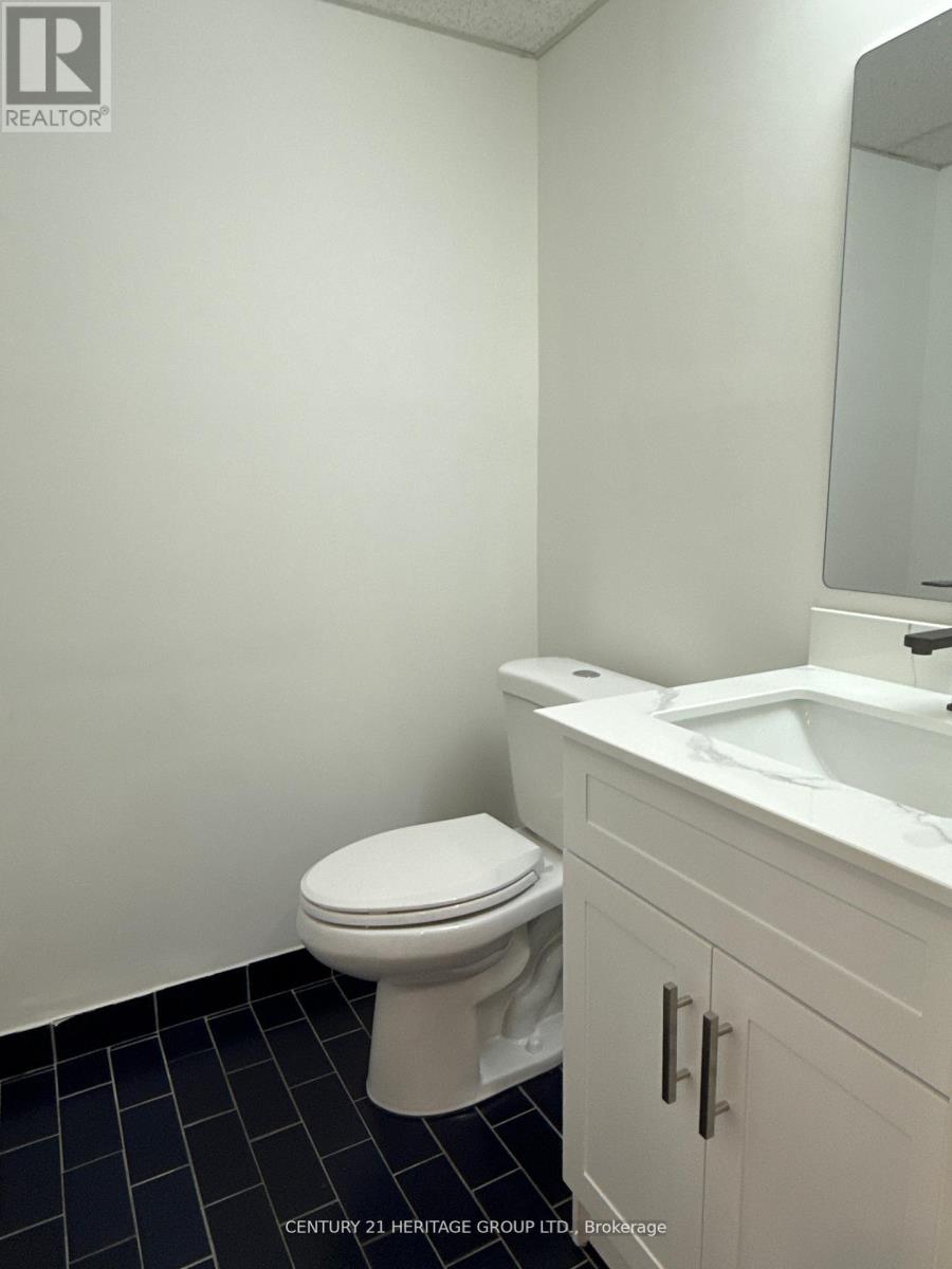 101 - 2900 Yonge Street, Toronto, Ontario  M4N 3N8 - Photo 20 - C12547354