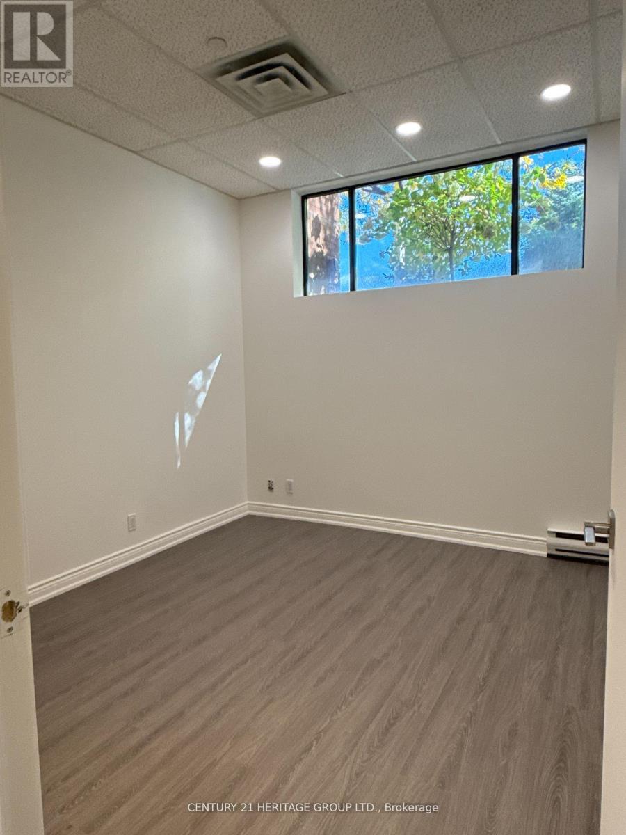 101 - 2900 Yonge Street, Toronto, Ontario  M4N 3N8 - Photo 27 - C12547354