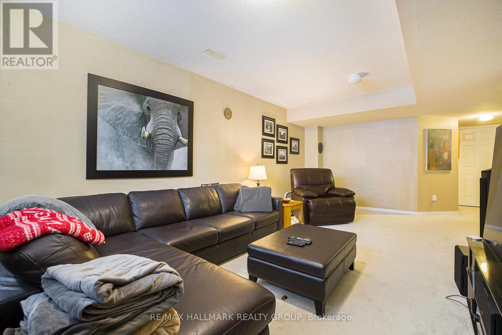 11 Scampton Drive, Ottawa, Ontario  K2W 1G1 - Photo 21 - X12547396