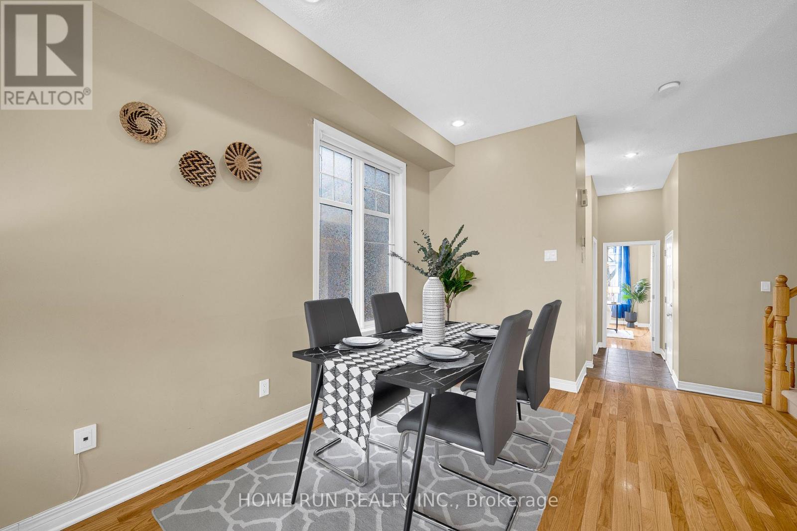 517 Devonwood Circle, Ottawa, Ontario  K1T 4E4 - Photo 12 - X12547402