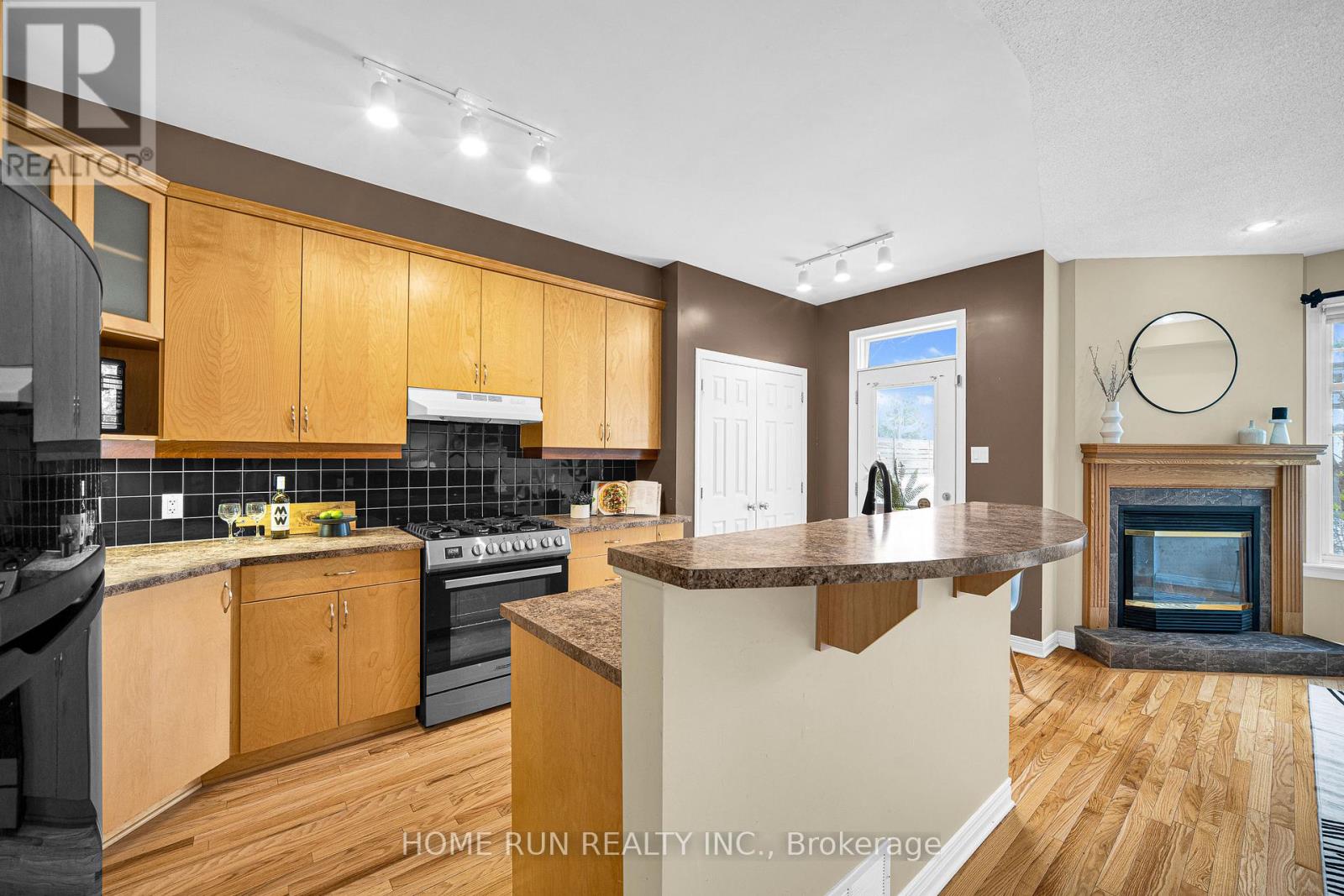 517 Devonwood Circle, Ottawa, Ontario  K1T 4E4 - Photo 14 - X12547402