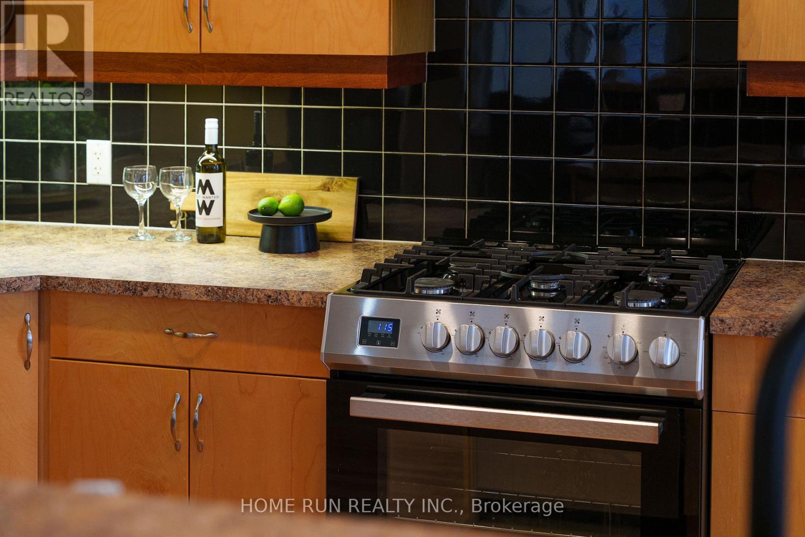 517 Devonwood Circle, Ottawa, Ontario  K1T 4E4 - Photo 15 - X12547402