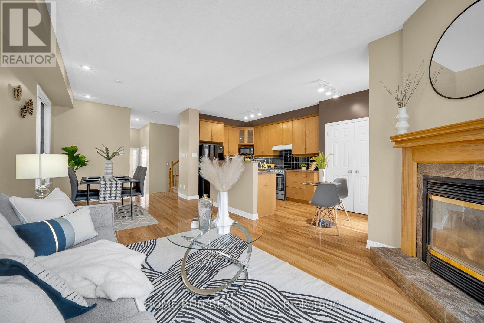 517 Devonwood Circle, Ottawa, Ontario  K1T 4E4 - Photo 22 - X12547402