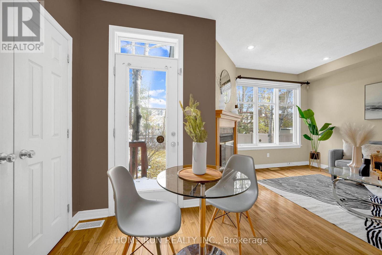 517 Devonwood Circle, Ottawa, Ontario  K1T 4E4 - Photo 25 - X12547402