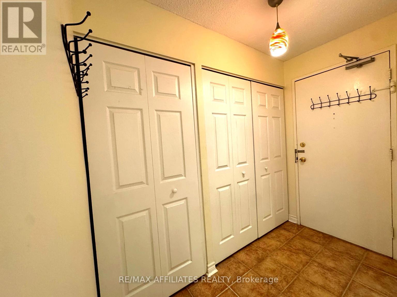 1704 - 158 Mcarthur Avenue, Ottawa, Ontario  K1L 8E7 - Photo 10 - X12547416