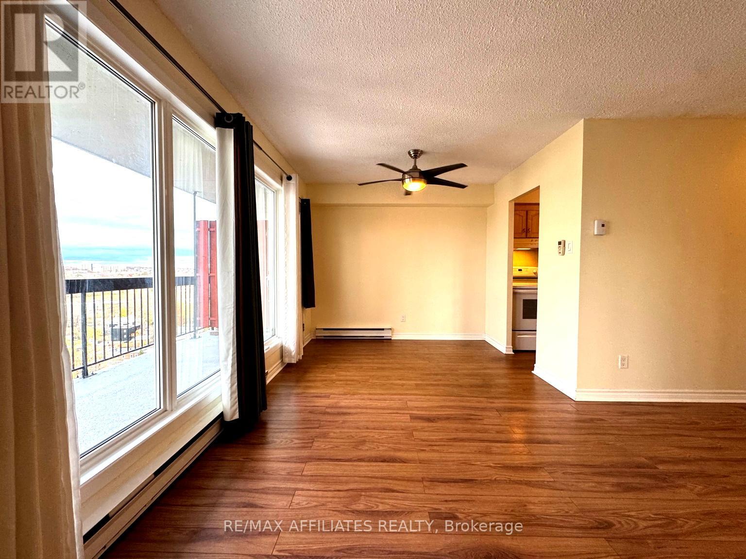 1704 - 158 Mcarthur Avenue, Ottawa, Ontario  K1L 8E7 - Photo 13 - X12547416