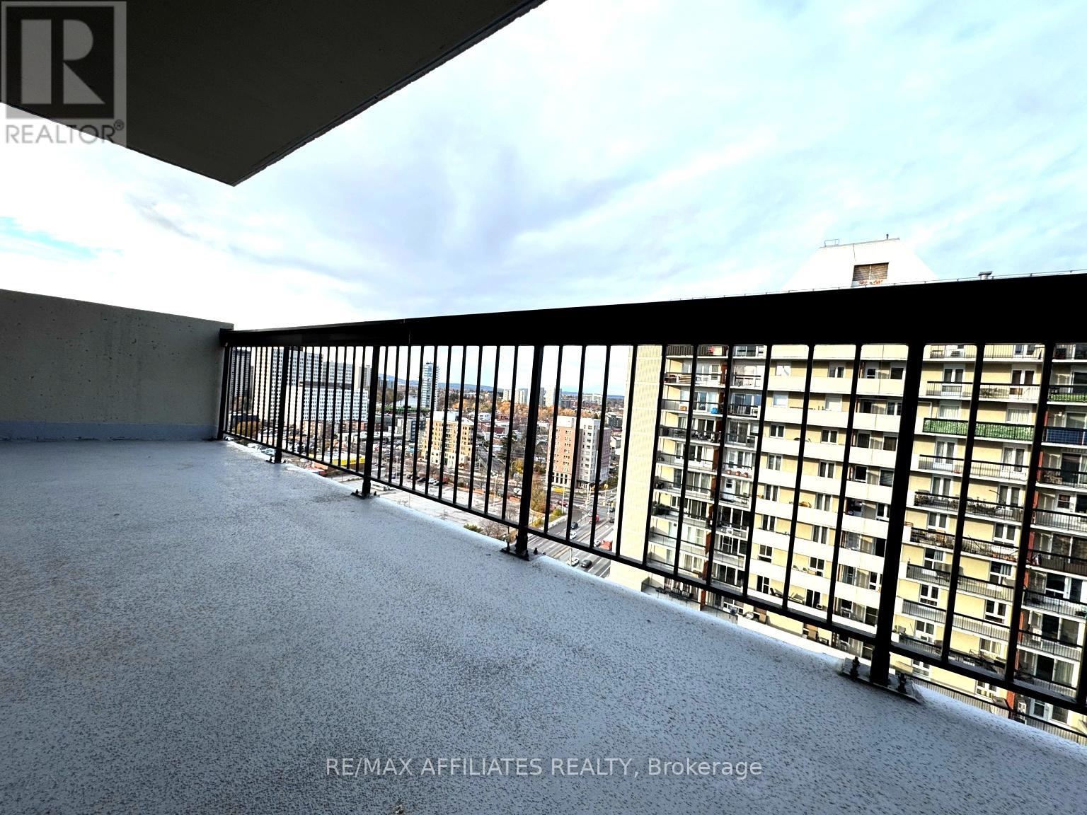 1704 - 158 Mcarthur Avenue, Ottawa, Ontario  K1L 8E7 - Photo 25 - X12547416