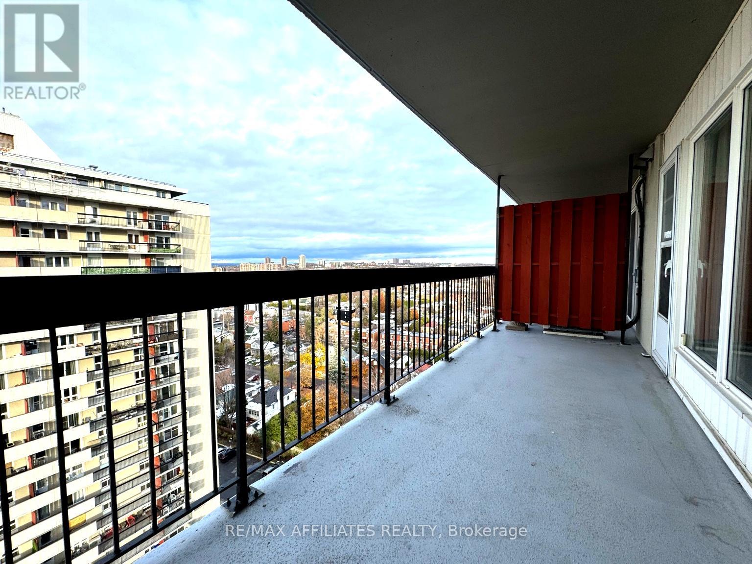 1704 - 158 Mcarthur Avenue, Ottawa, Ontario  K1L 8E7 - Photo 26 - X12547416