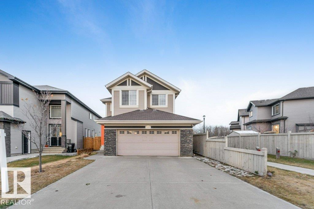 3683 8 ST NW, Edmonton, Alberta