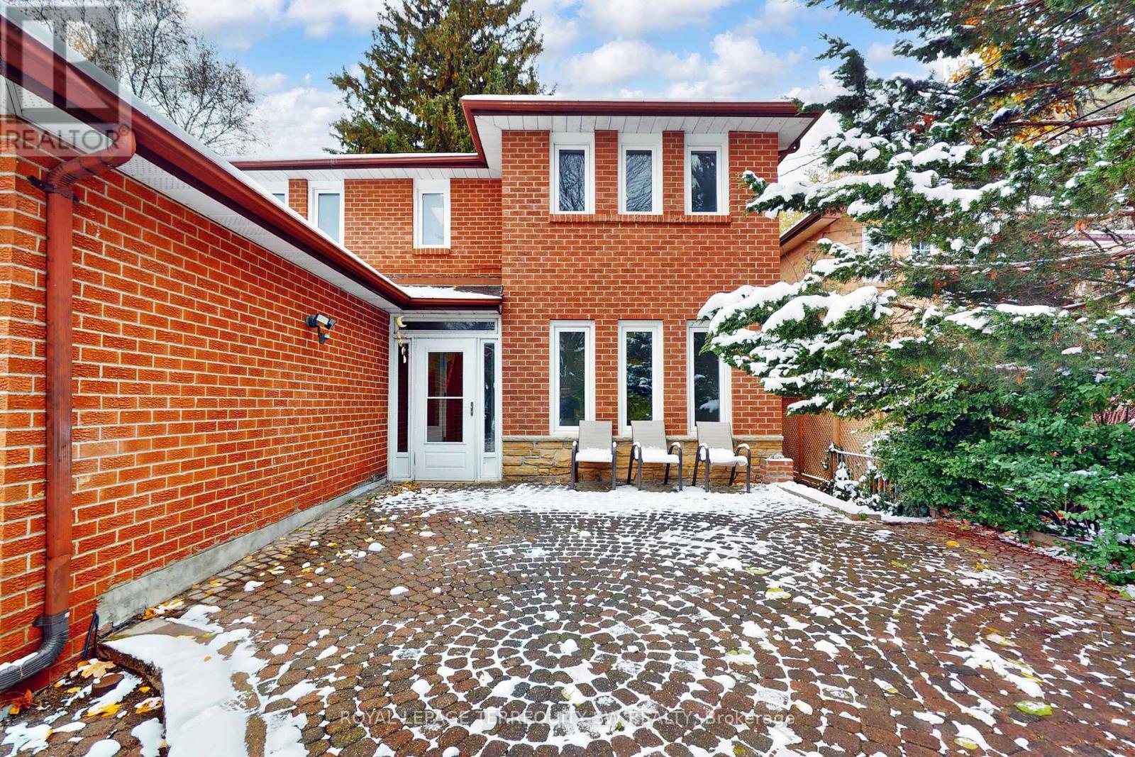 327a Beechgrove Drive, Toronto, Ontario  M1E 4A2 - Photo 2 - E12547342