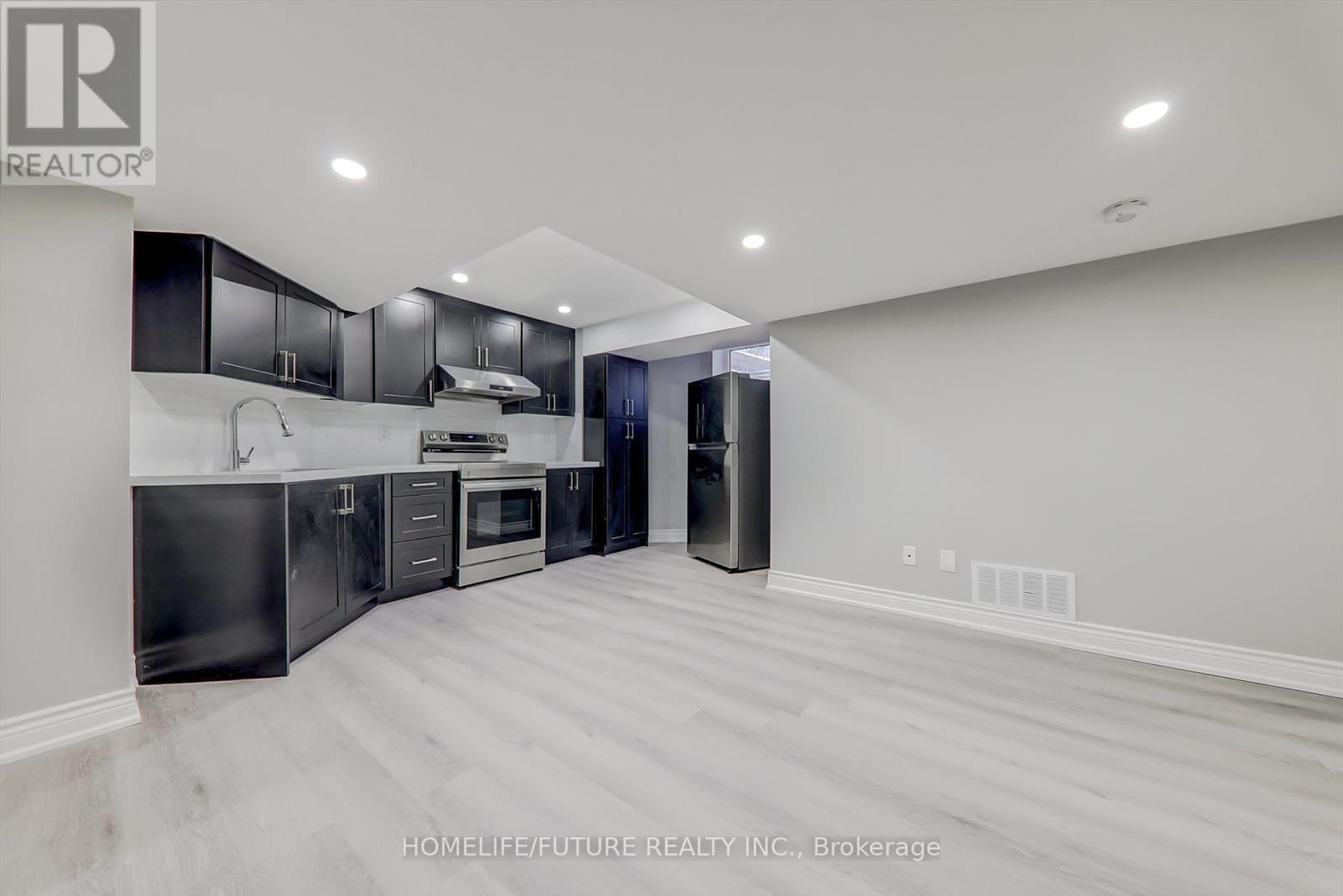 Bsmt - 2394 Southcott Road, Pickering, Ontario  L1X 2T3 - Photo 4 - E12547364