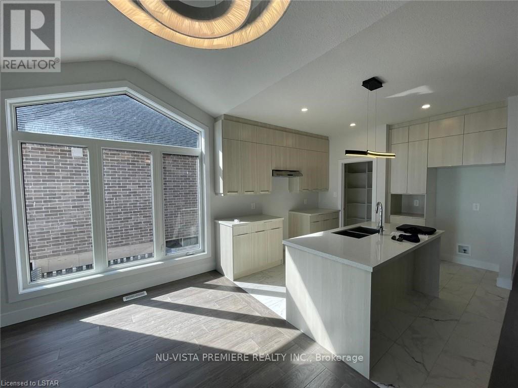 320 Stathis Boulevard, Sarnia, Ontario  N7S 0G7 - Photo 3 - X12547442