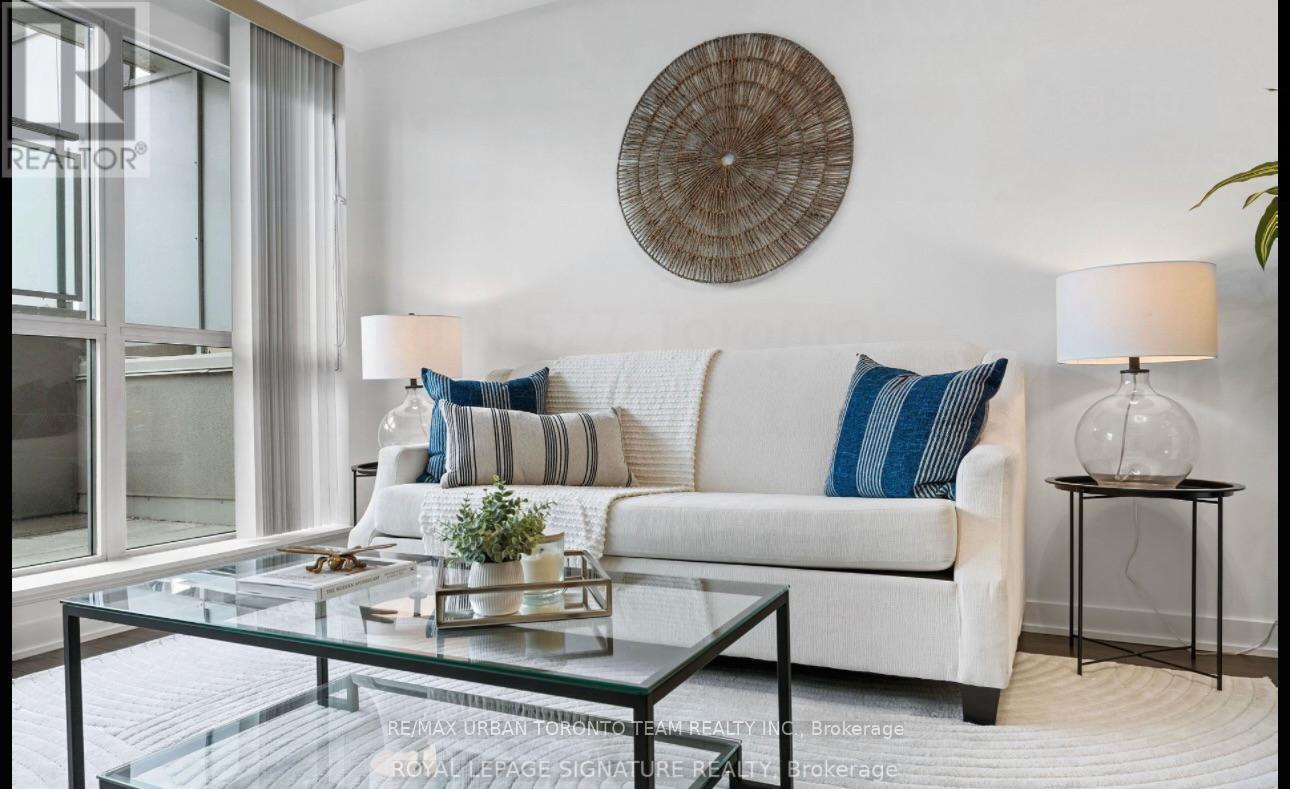 527 - 165 Legion Road N, Toronto, Ontario M8Y 0B3 - Photo 12 - W12547234